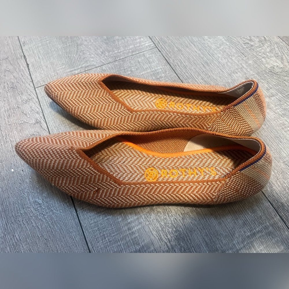 Rothys Authentic Retired Camel Herringbone Merino Wool Point Flats Size 9 - Picture 3 of 6
